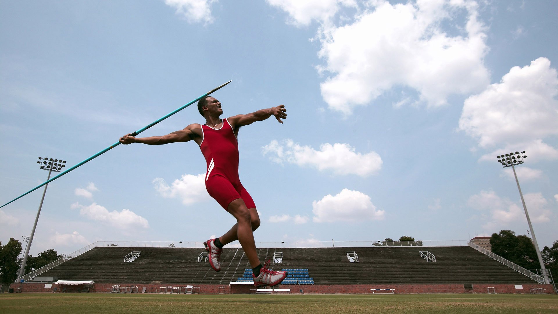 决赛焦点 阿莱克西不惧强敌冲线,阿莱克西亚第一形态