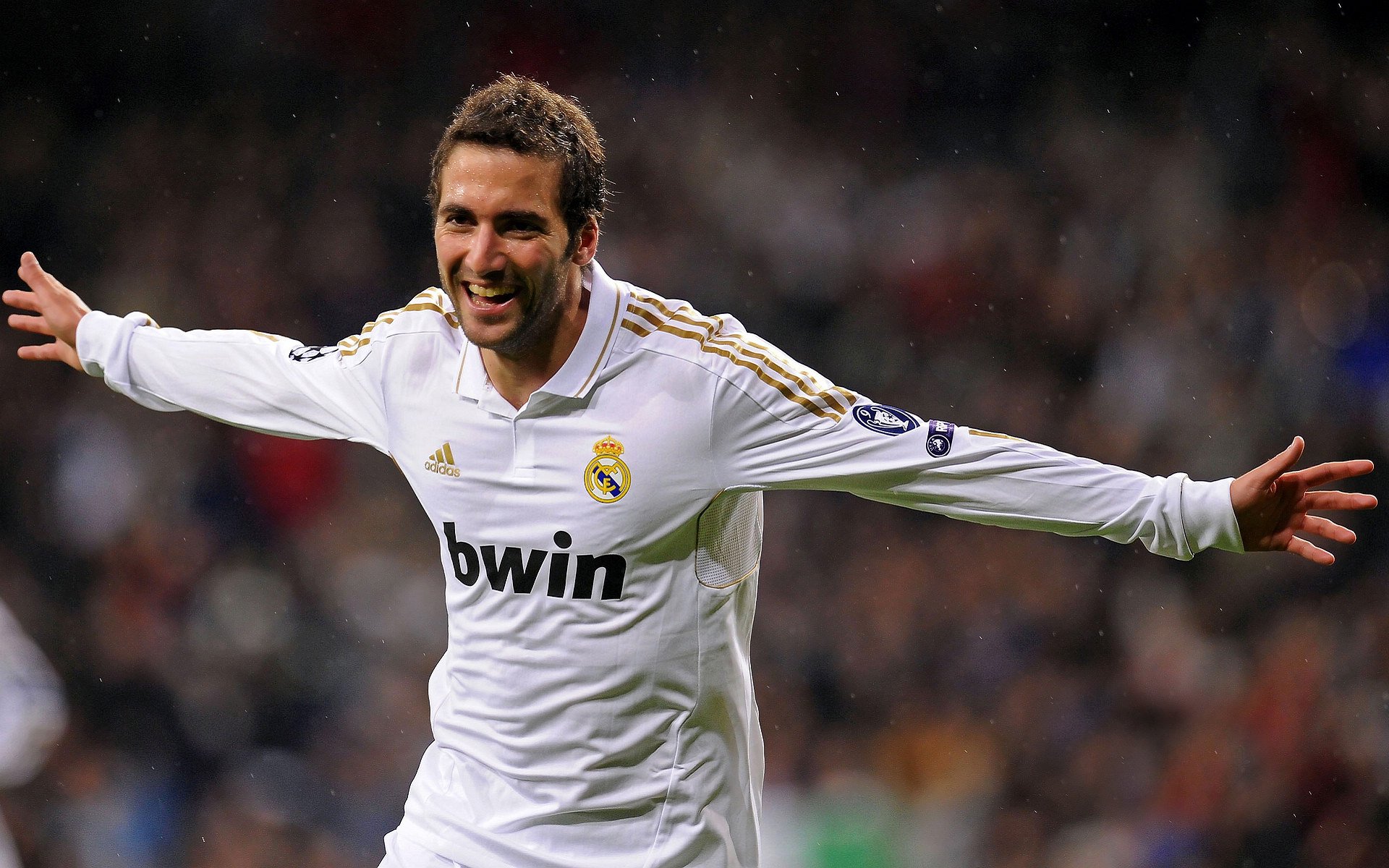 西甲领头羊巴塞罗那稳扎稳打迎战强敌，巴塞罗那足球俱乐部西甲